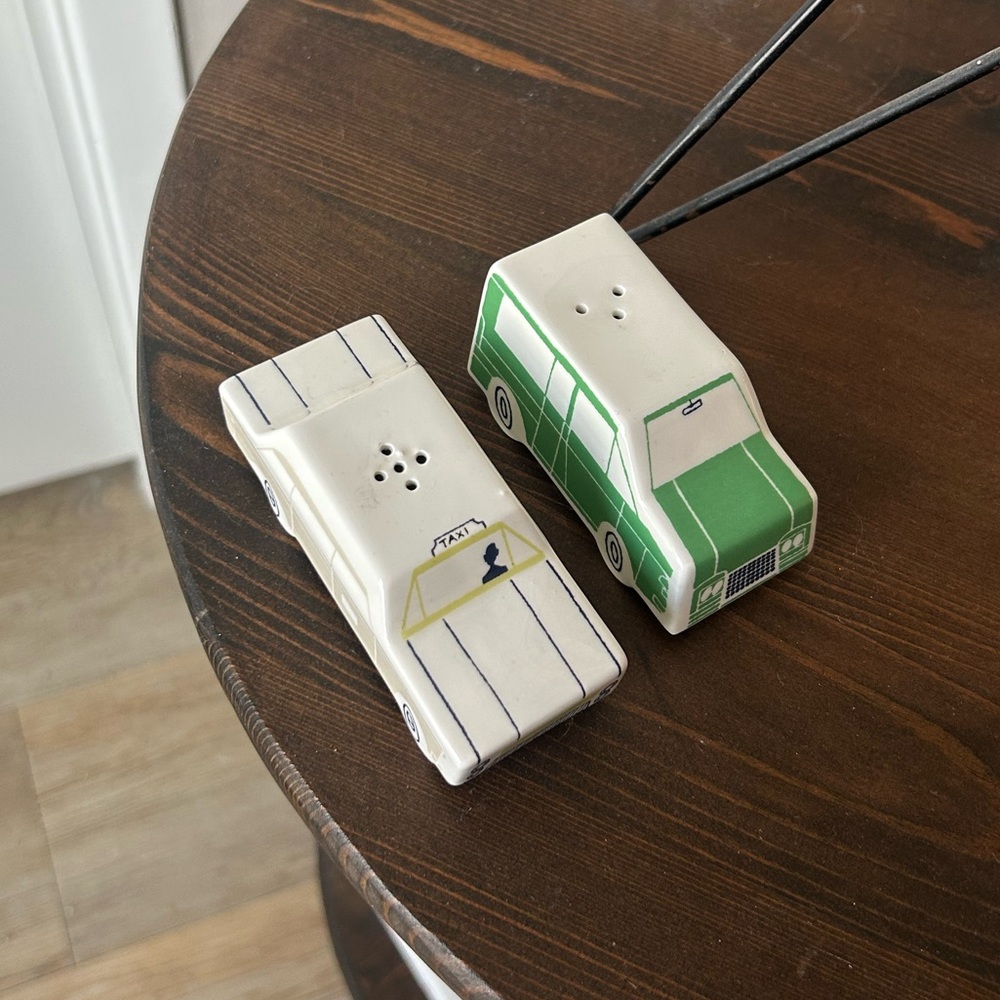 Kate Spade Hopscotch Drive Salt and Pepper Shakers